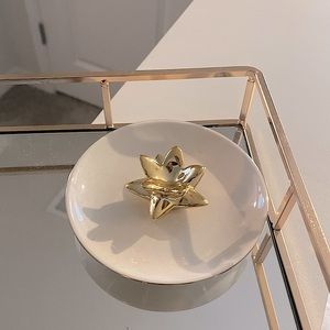 💍 Luxury Gold Ring Tray